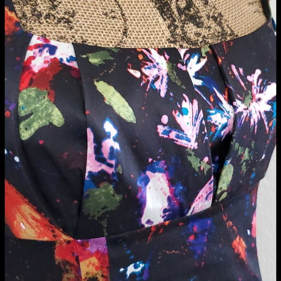 David Meister Dresses & Skirts - DRESS SALE $10 David Meister Watercolor floral sleeveless•sz. 8 EUC